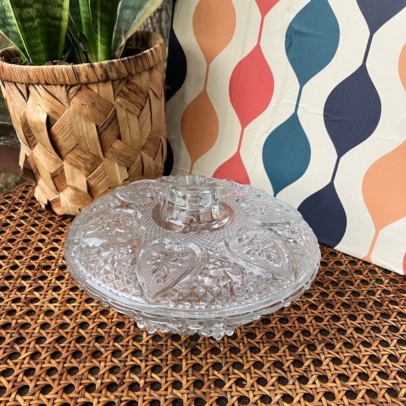 Vintage Kig Malaysia Clear Glass Heart & Fleur De Lis Design - Picture 5 of 16